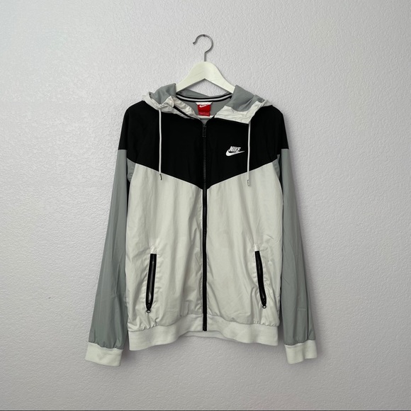 Nike Other - nike windrunner hooded jacket
